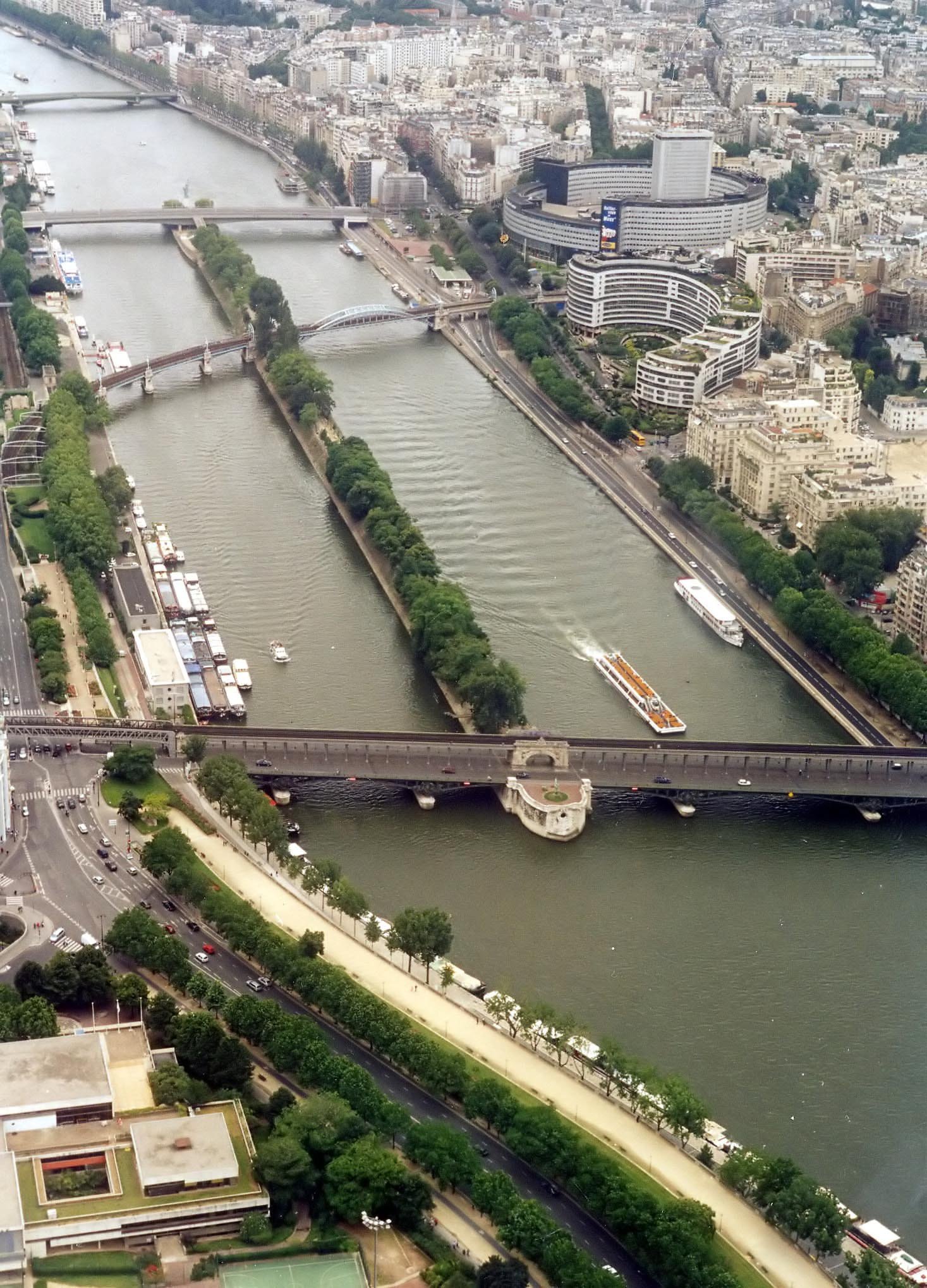 Paris – quais de Seine Romans et récits qui se passent à Paris